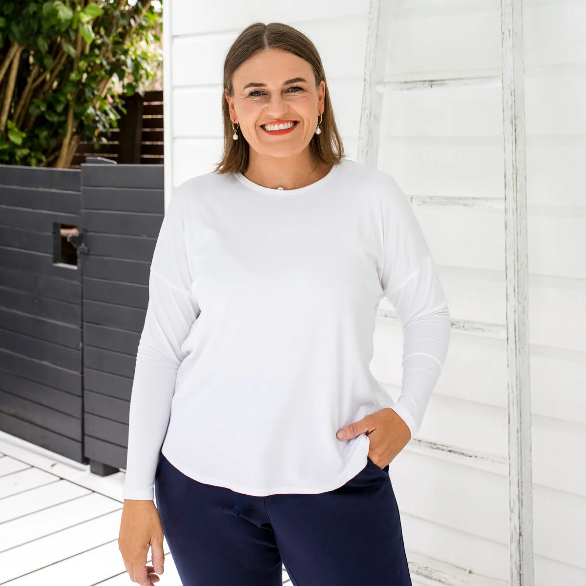 Lucy relaxed crew-neck long sleeve tee - white