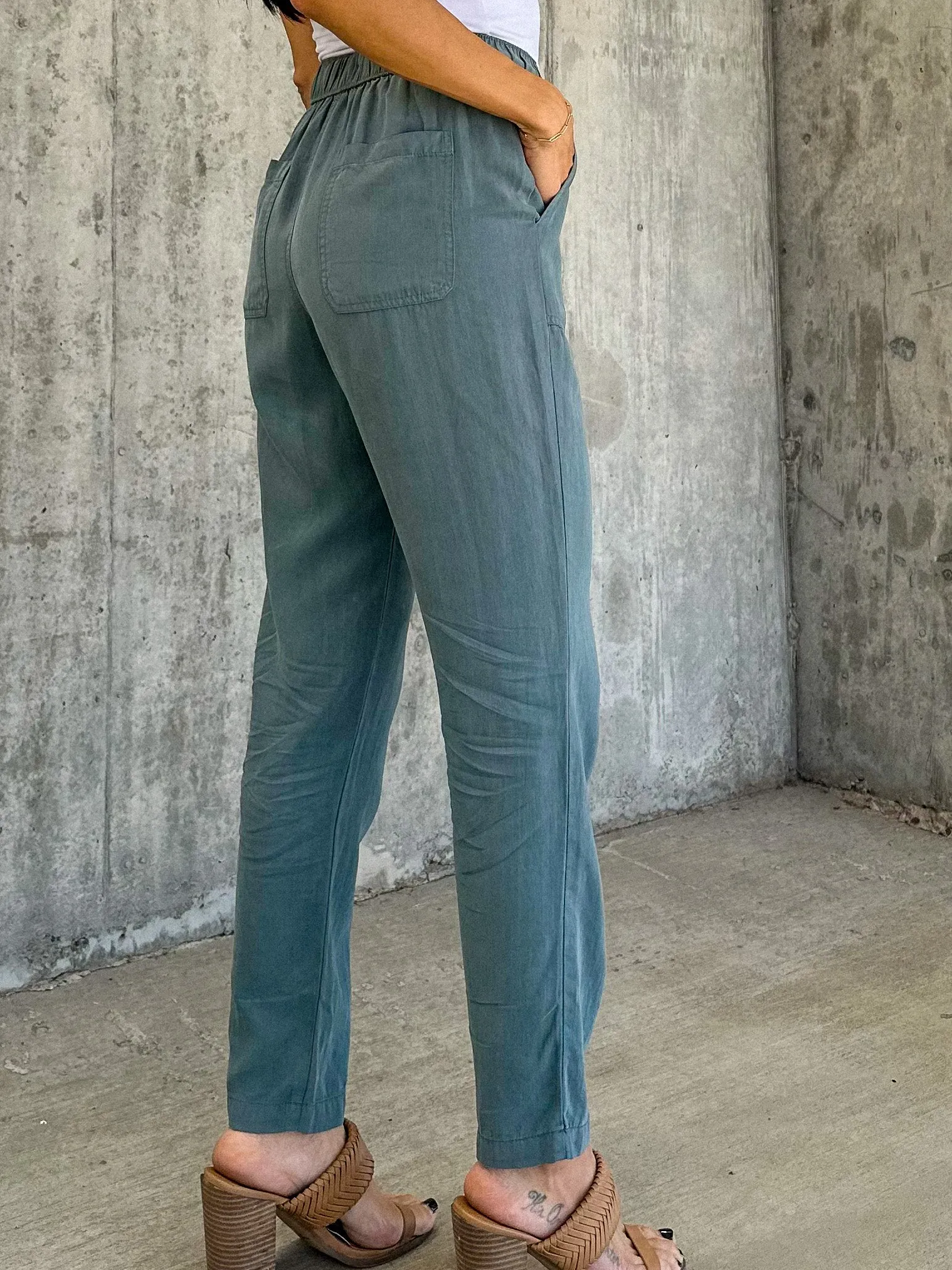 Tapered Straight Drawstring Pants